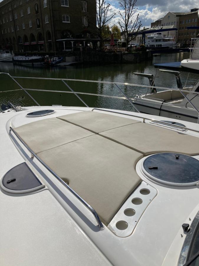 Entire Boat At St Katherine Docks 2 Available Select Using Room Options Londyn Zewnętrze zdjęcie