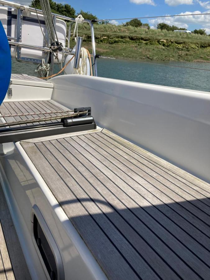 Entire Boat At St Katherine Docks 2 Available Select Using Room Options Londyn Zewnętrze zdjęcie